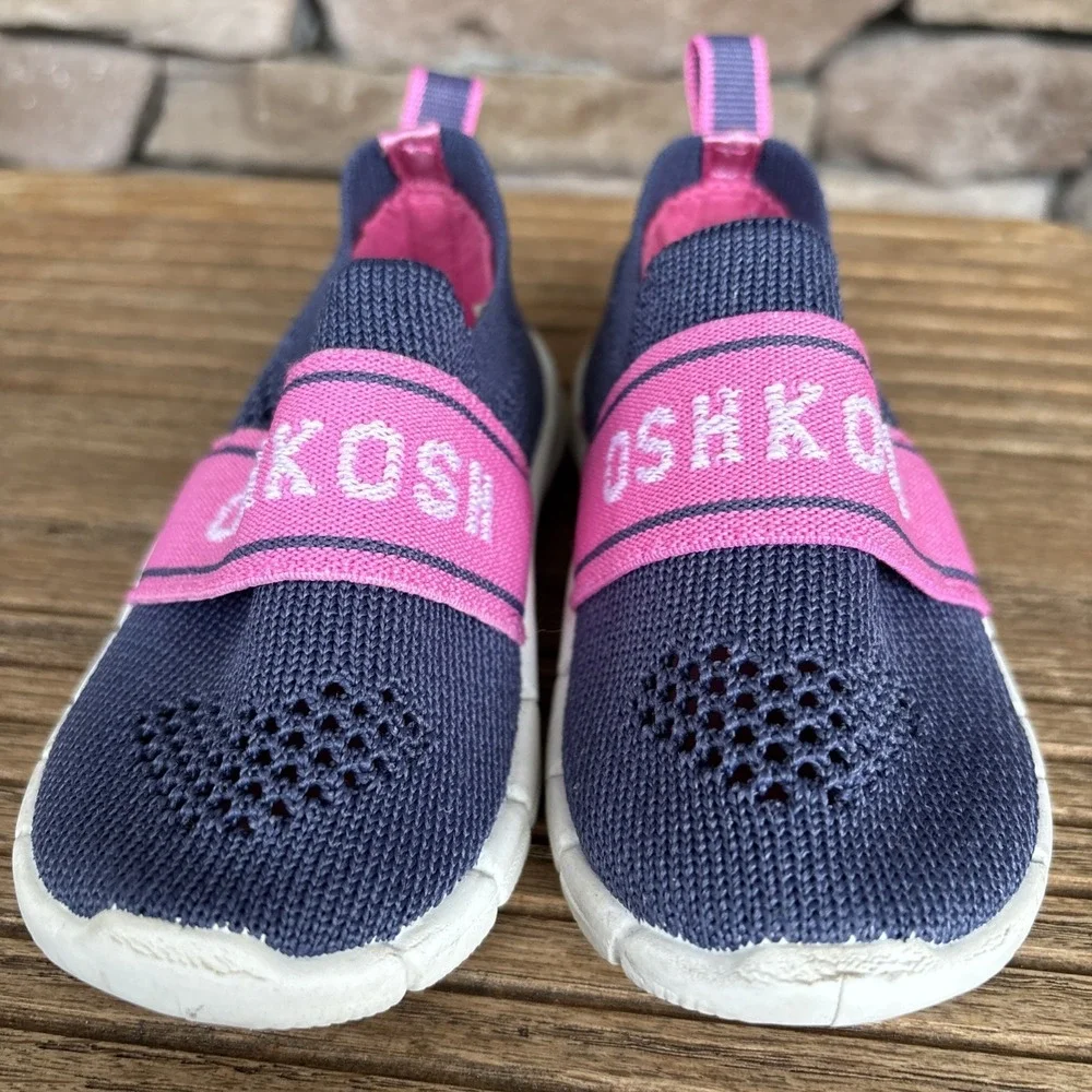 OshKosh. Toddler Blue-Pink Mesh/Knit Lightweight Girls Shoes. Size 5M